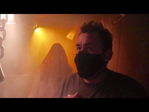 The First SoCal Walk Thru Halloween Haunt of 2020 - County Line Fright Fest / Full Tour & Experience