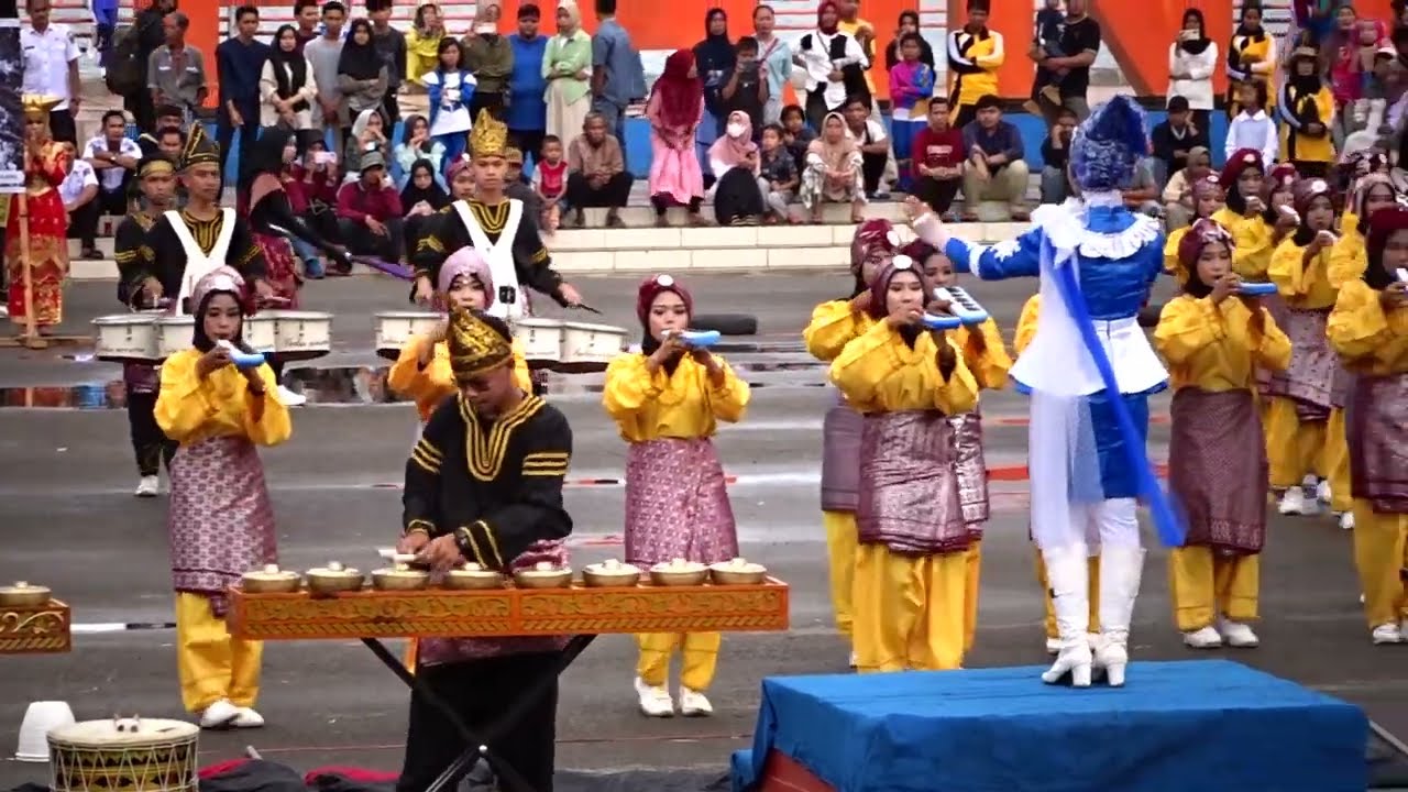 Marching Band SMAN 2 Batang Kapas, Kereen Sekali Baralek Gadang di Caracok Painan - Pesisir Selatan