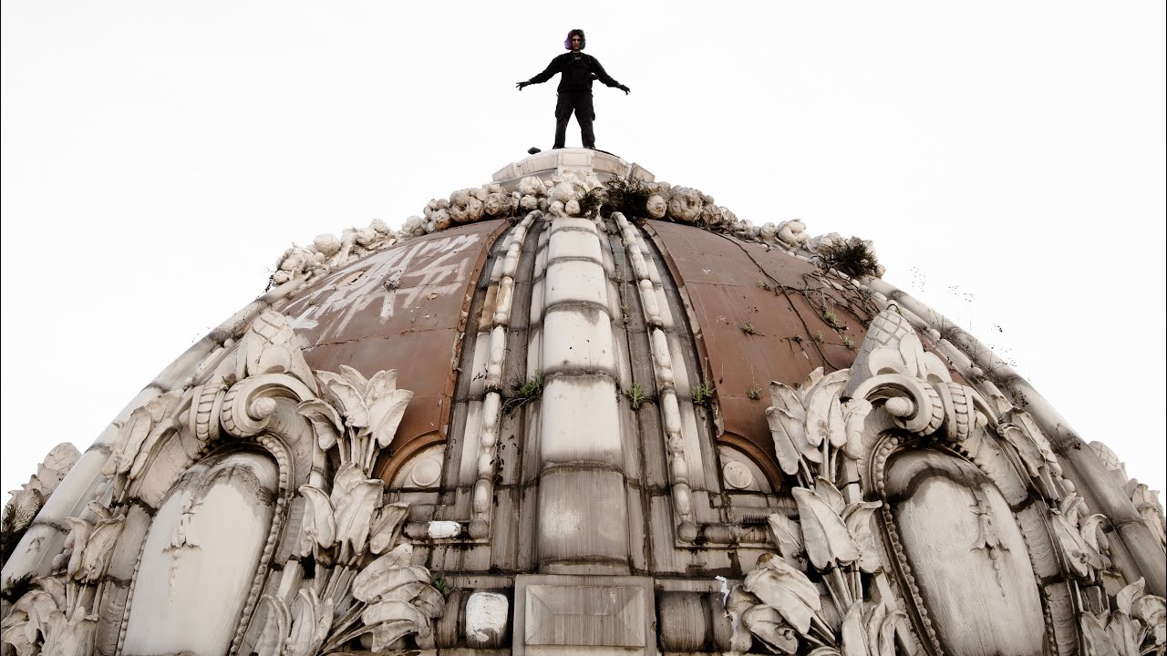 ИССЛЕДУЕМ КИНОТЕАТР «WARNER BROS» В ЦЕНТРЕ ЛОС-АНДЖЕЛЕСА