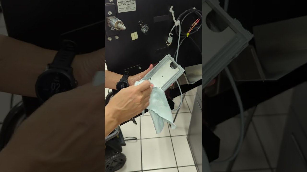 Cleaning American Changer and hopper