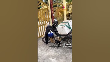 Bắt ong vò vẽ, một thanh niên bị điện giật