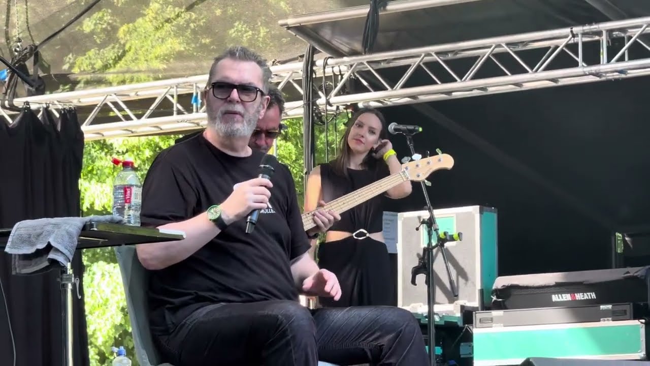 Richard Müller - Po schodoch, Štěstí je krásná věc - (KarpatyFest - Slavičín - 28.6.2025)