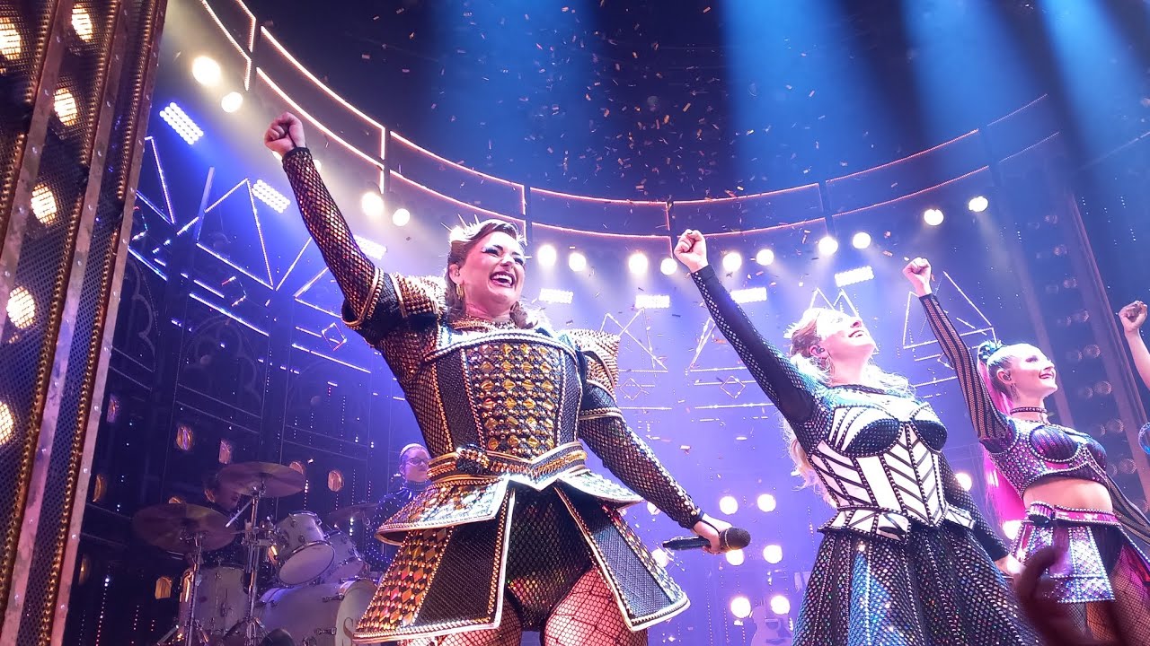 Megasix December 27th Evening Meg Boleyen, Gabriella Seymour, Naomi Cleves, Hannah Howard