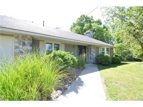9828 CEDAR ISLAND Road, White Lake, MI home video tour