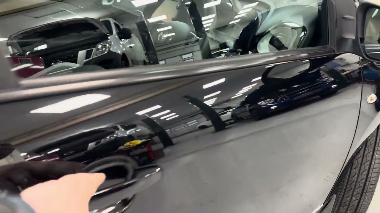 В автосалоне R U Cars в Лафборо продается Toyota Aygo X-Clusive X-Auto 2014 года выпуска.