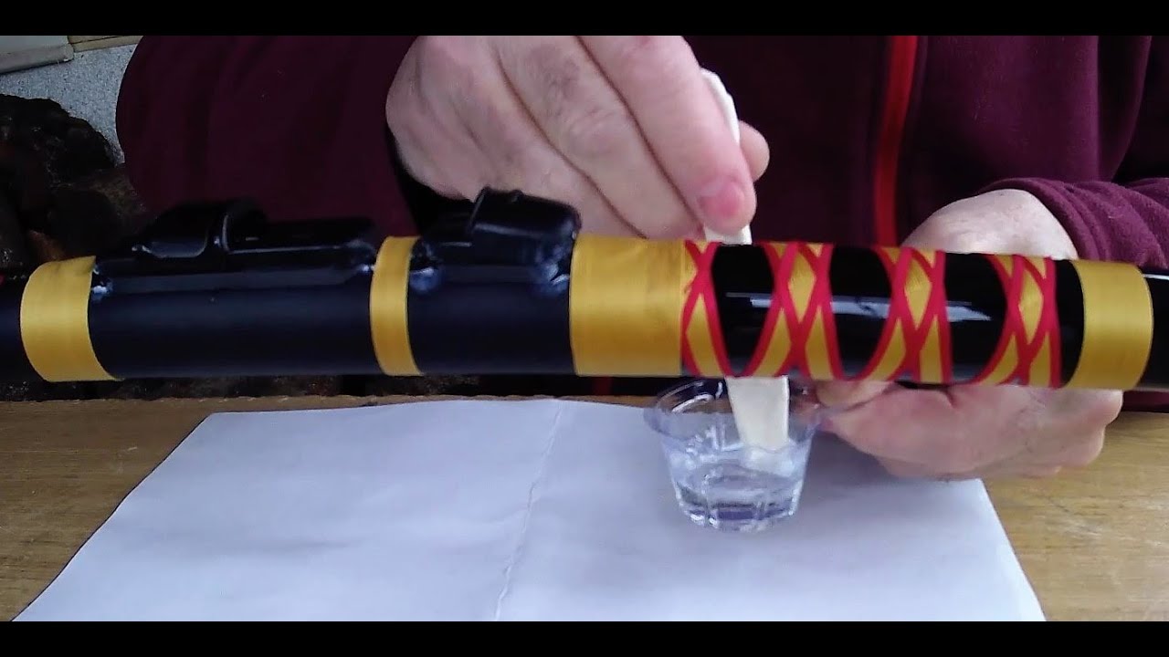 ANILLAS, PORTACARRETE Y FILIGRANA DE ROMBO EN CAÑA DE PESCAR.