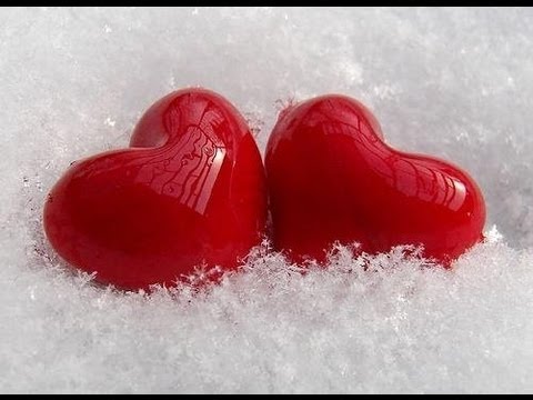 ما يجوز للزوج من زوجته وحكم مداعبة الزوجة في غير الفرج