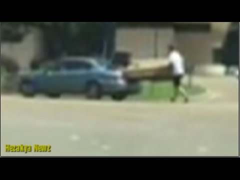 WTF!? Mississippi Man Becomes "HUMAN TRAILER" To Carry USED Sofa Home!!