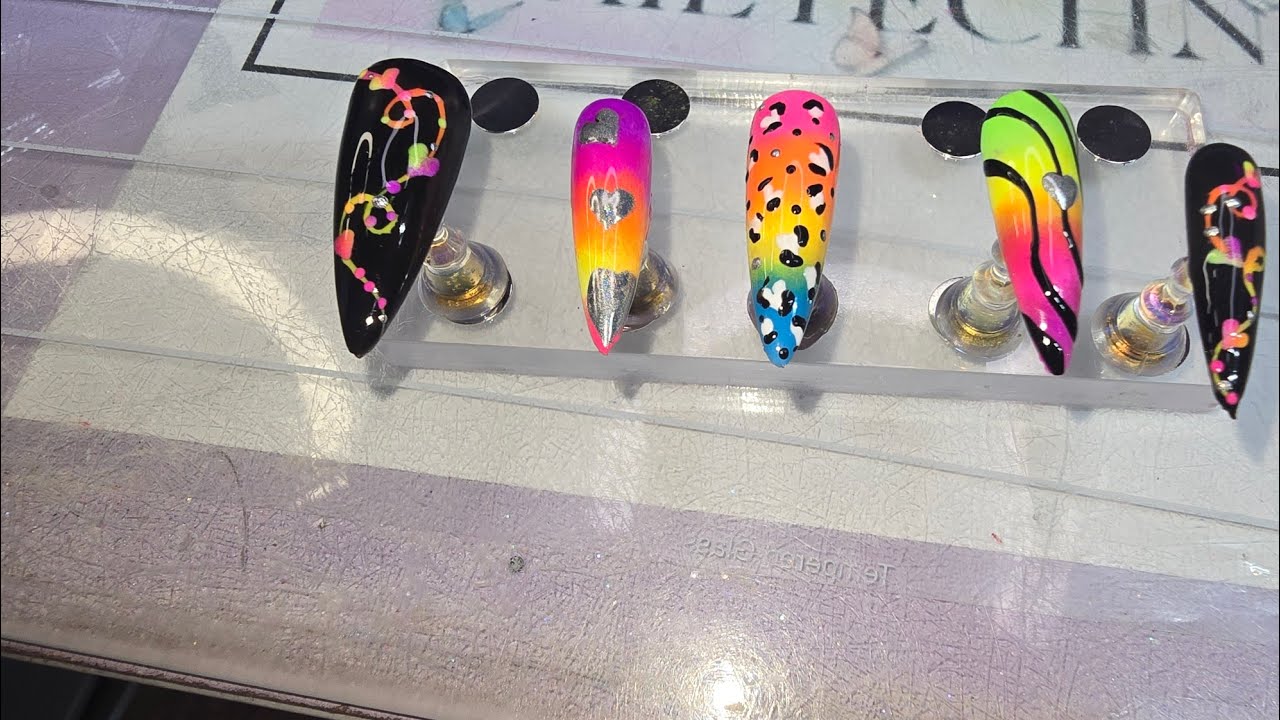 Tammy's NailTechniques is live! Paint with me! 