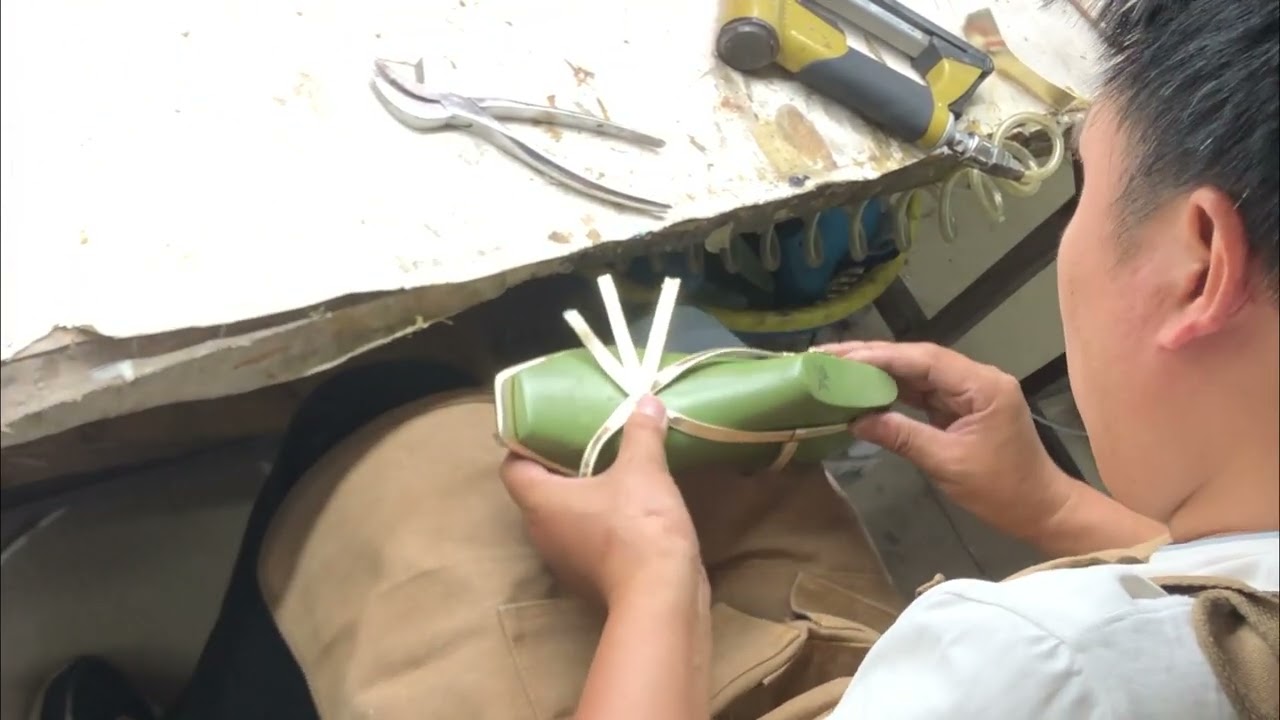 How shoes made!china shoes manufacturer #jinxiushoes #viral #designer #chinafactory #womensfootwear