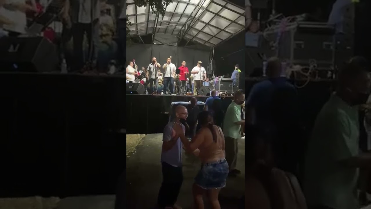 tema discúlpeme señora cantando Moisés Molina orquesta Borinsalsa EN Arecibo