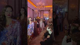 La couture regarde le futur. Zakir Hussain marque Paris.#ZakirHussain #PFW2025
