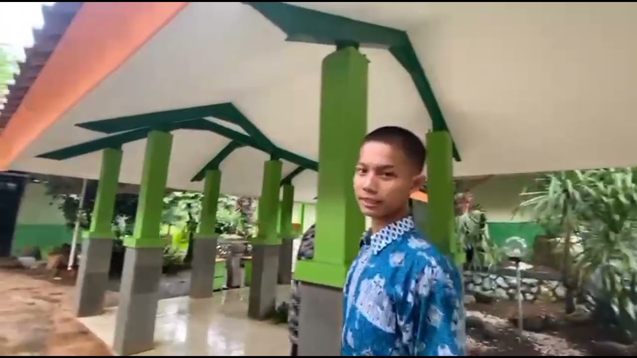 Vlog SMKN 63 Jakarta By Dimas Abinda Febriyanto XI ATPH 1 