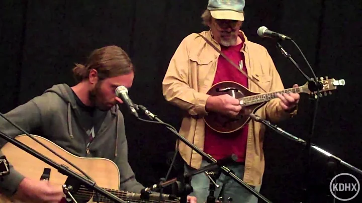 Greg Silsby and Jason Scroggins "Sittin' on Top of the World" Live at KDHX 11/06/2010 (HD)