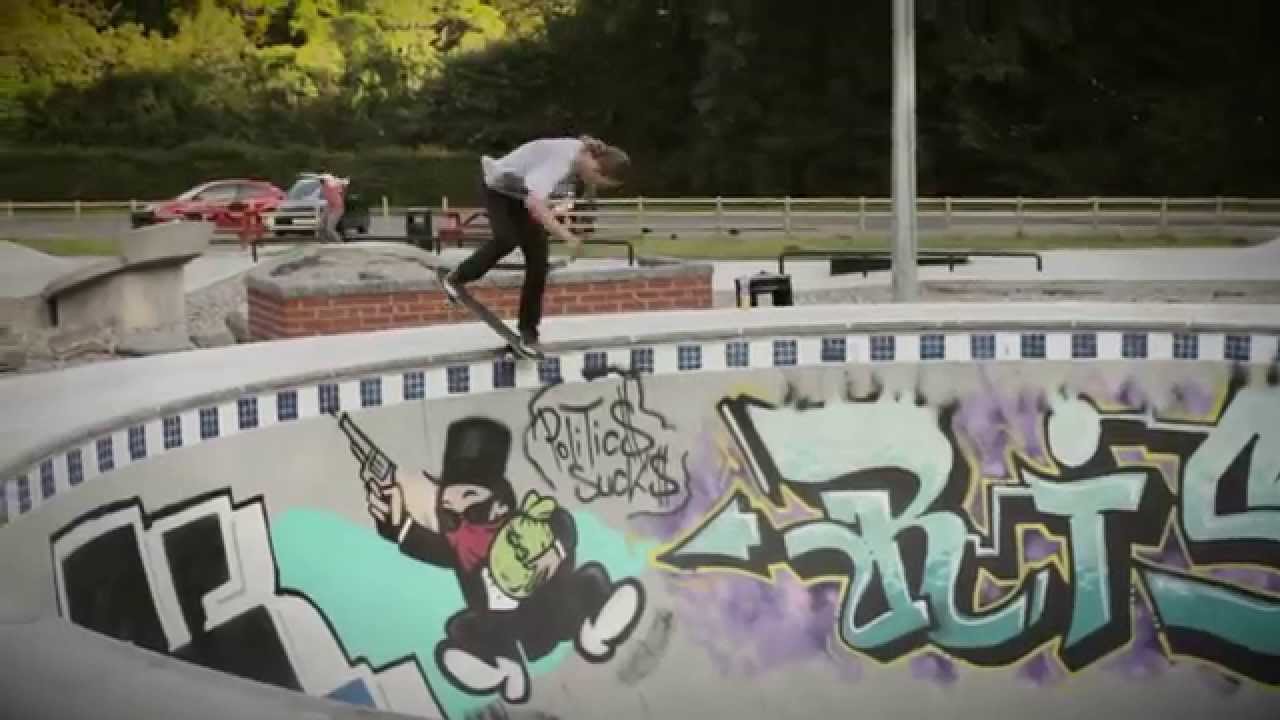 Aaron Jolly Skateboarding Inverness Skate park