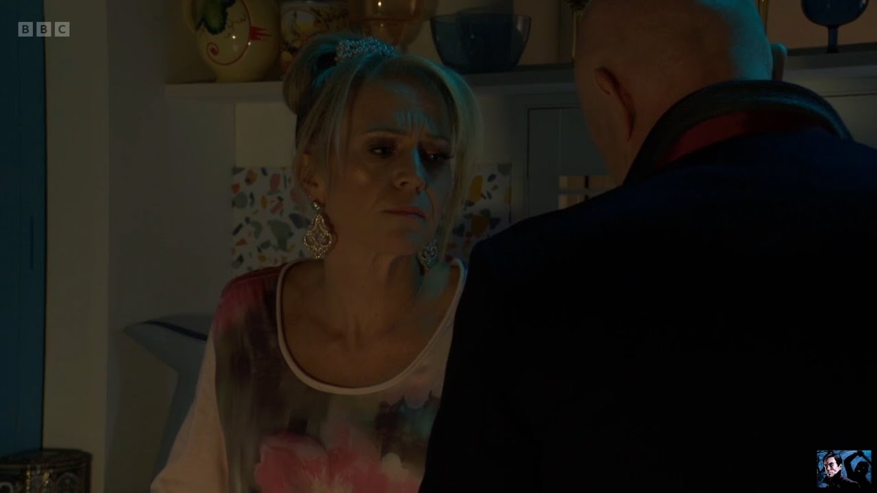 Eastenders - Max Tries to Kiss Linda