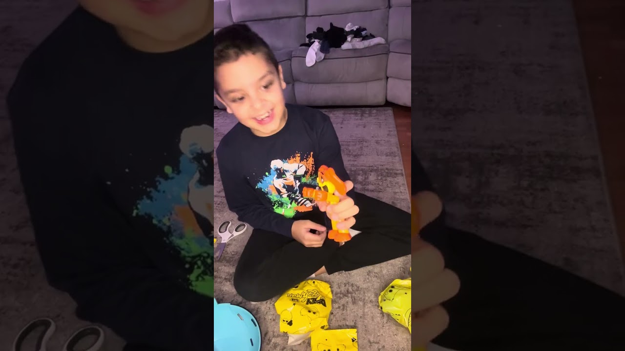 My unboxing of doey the doughman collection edition 