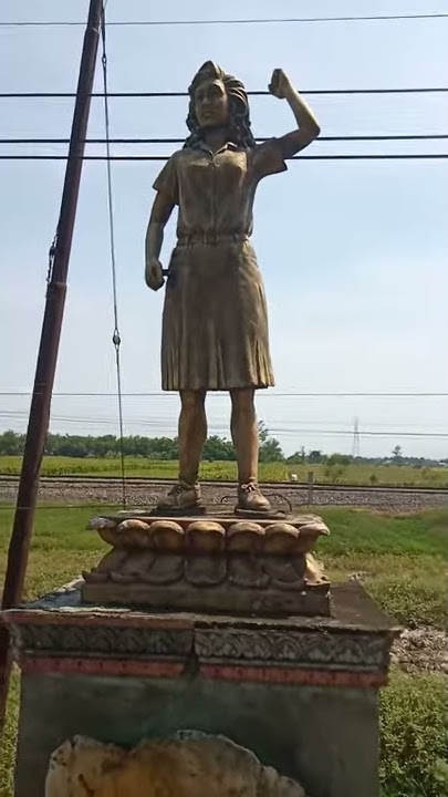 MONUMEN MARSINAH #marsinahpejuangburuh
