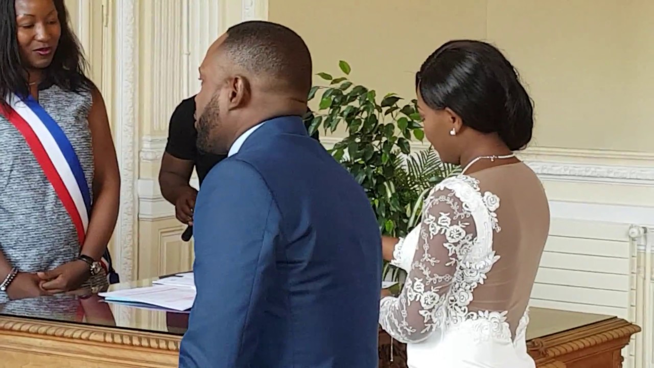 Le mariage civil de Joly Mokini et Beldège, le 16/06/2018 à la Mairie de Meaux.