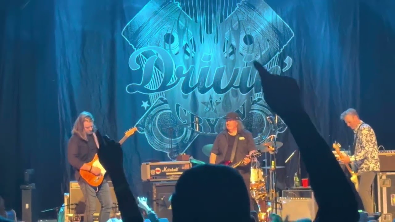 Drivin’ N’ Cryin’ - Honeysuckle Blue - Variety Playhouse, Atlanta, GA - 02/18/23