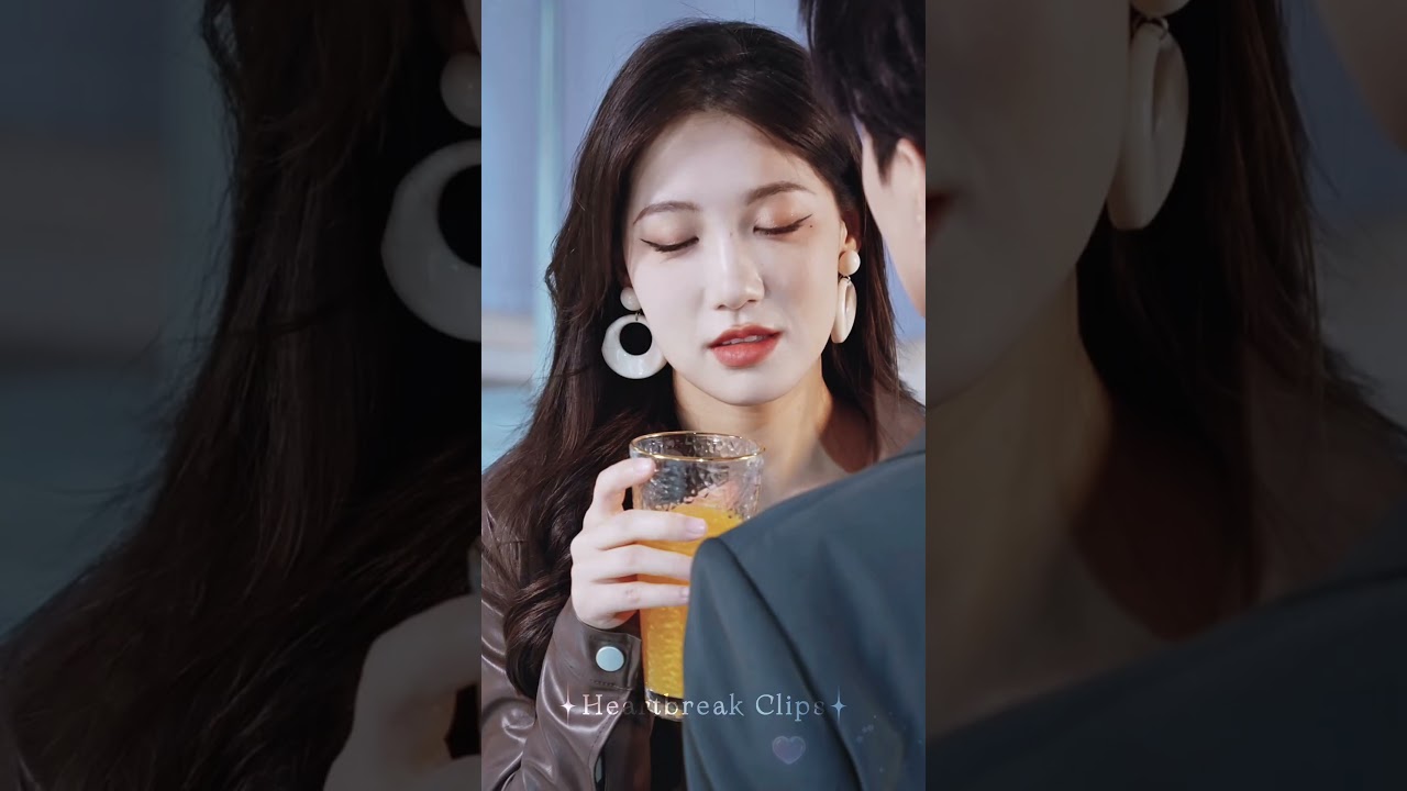 💕She took a sip of juice, then kissed him casually😏#cdrama #drama #sweetdrama #couple #crush #ceo