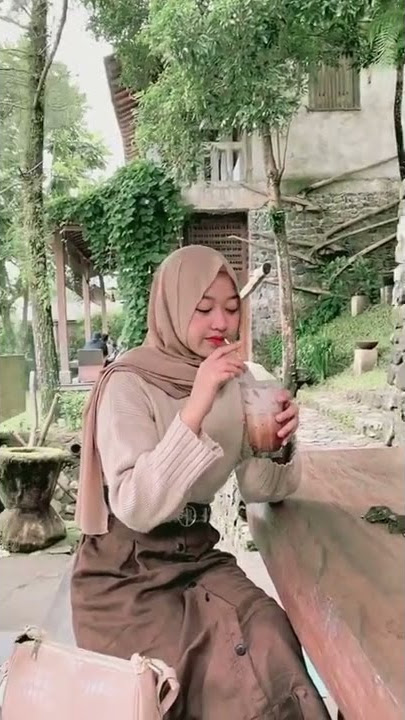 LAGI MINUM ES TEH BARENG PACAR | HALU STORY #shorts  #storyhalu #storyig #storywa