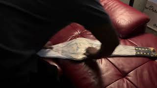 Unboxing a WWE 1986 World Heavyweight Championship Replica belt 