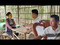 Hue thanked Mr. Hương and quietly left his house