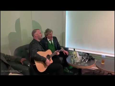 Moment regular Celtic entertainer duets - with Sir Rod Stewart