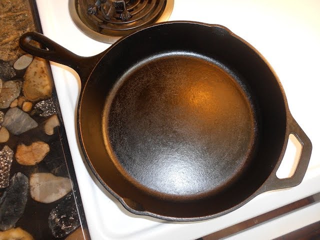 How To Clean and Season Cast Iron Cookware – Lid & Ladle