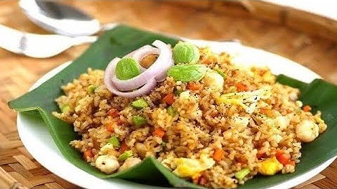 Cách nấu cơm thập cẩm bằng nỗi cơm điện cực ngon