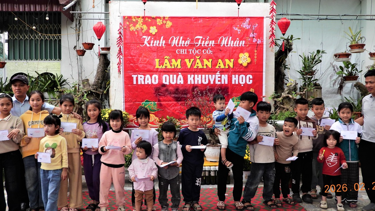 Chi tộc cố Lâm Văn An trao quà khuyến học đầu năm 2026