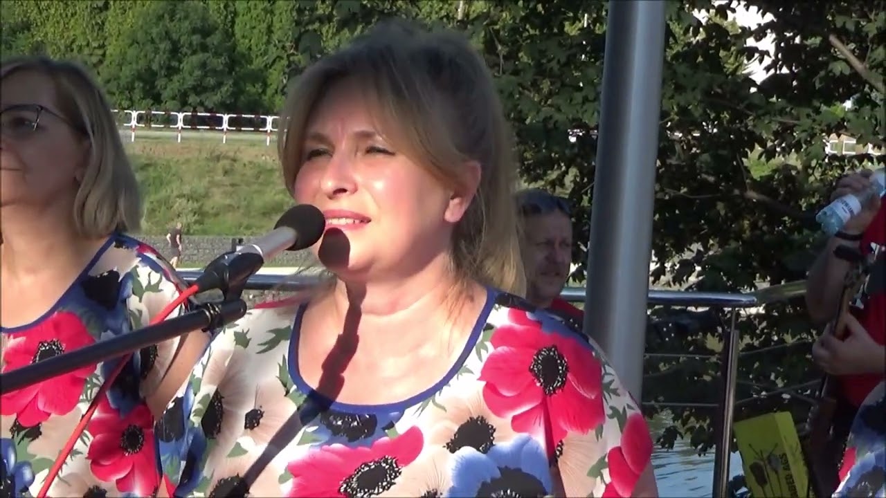 PLON NIESIEMY PLON .....  ZESPÓŁ KOKOSZYCZANKI