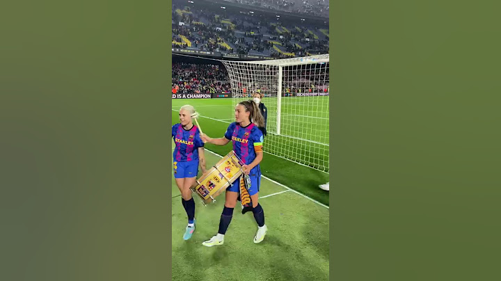 Alexia Putellas Leads The Barcelona Celebrations After A Record-Breaking Clasico 🥁 #shorts