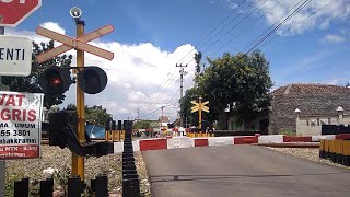 Alarmnya Bikin Sakit Telinga!!! Sirine Nada Tinggi PJL 96 Pulosari, Jawa Tengah.
