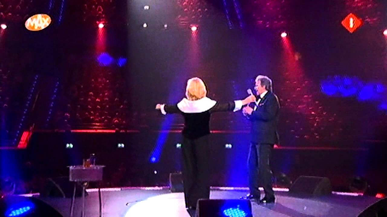 Lee Towers & Anita Meyer - Run to me - One night only 12-11-11 HD