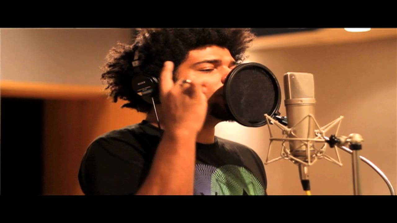 Watch ONZE:20 - ME LEVA (WEBCLIPE) on YouTube Watch ONZE:20 - ME LEVA (WEBCLIPE) on YouTube