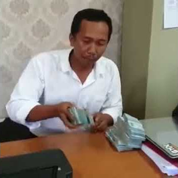 Bagi bagi duit grup wa