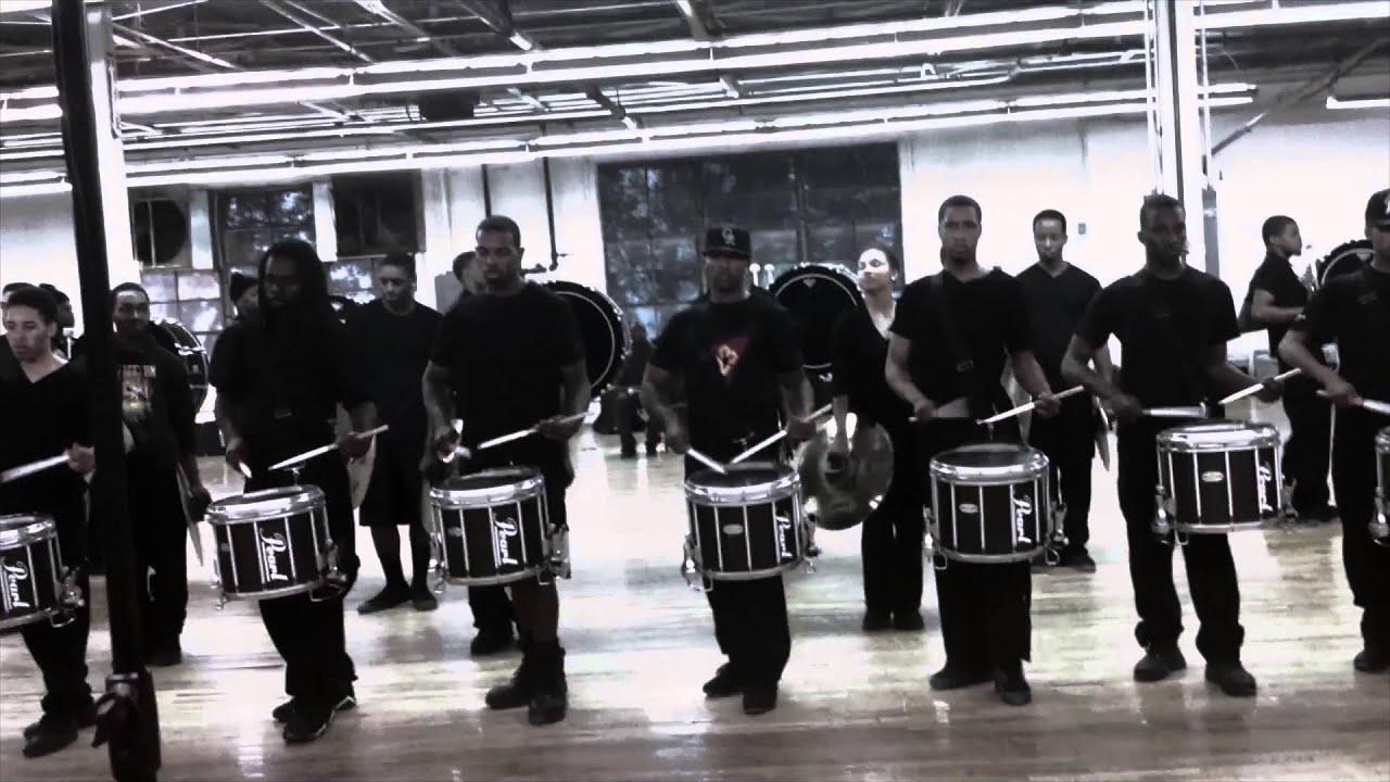 COLDSTEEL DRUMMERS Entrance Tunnel