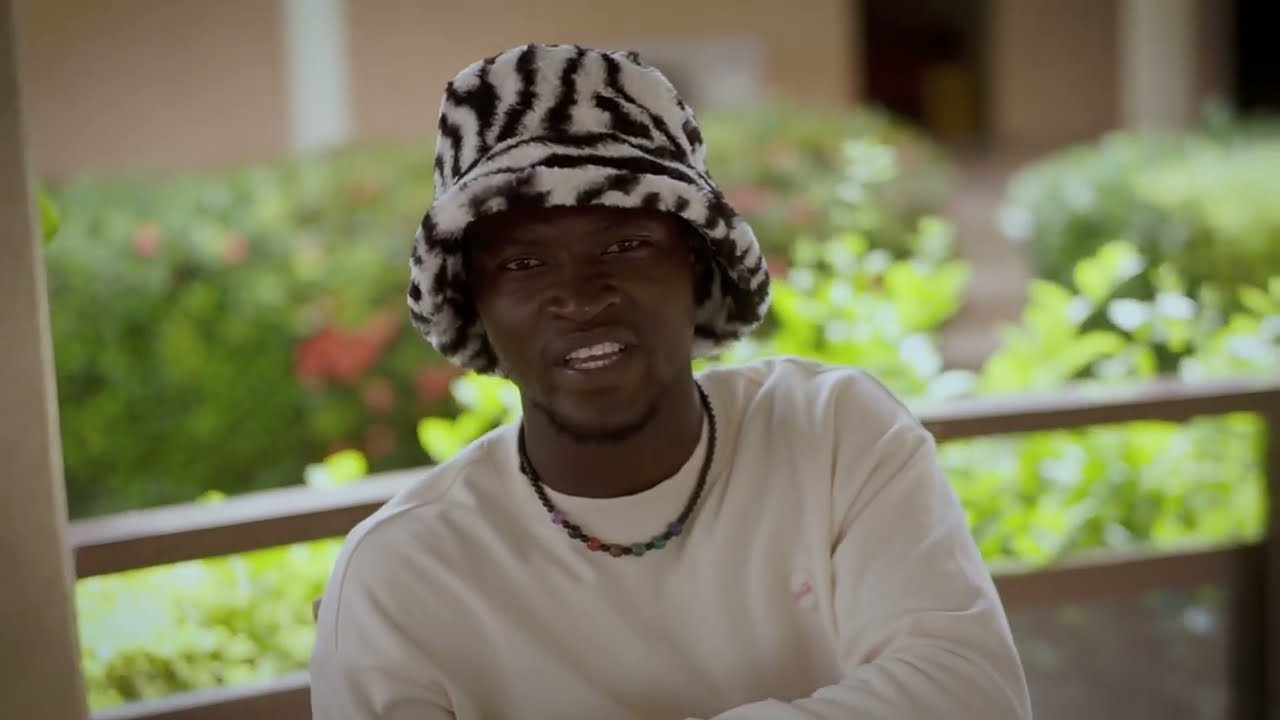 Leümvs Ft. Ré Masly - Dibango (Vizualiser) adlı videoyu YouTube'da izle Leümvs Ft. Ré Masly - Dibango (Vizualiser) adlı videoyu YouTube'da izle