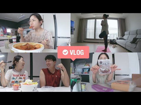[브이로그] 집 밖은 위험해 집콕 일상 / 맛있는 혼밥 / 환승연애에 스며들었다 / 당신이 옆에 있어서 다행이야 / 마켓컬리 장보기 / VLOG
