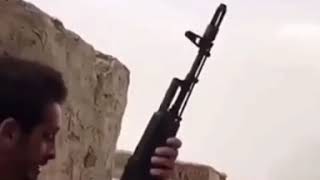 جنود سعوديون في الحد الجنوبي محاصرون من الحوثيين بعد نفاذ ذخيرتهم