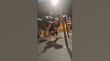 Week 1 : Comp squat 4x135kg RPE 6 backoff set 2/2