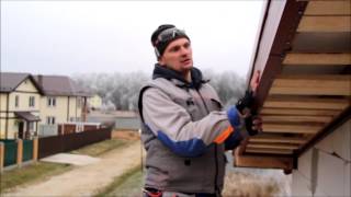 видео Подшивка карниза крыши сайдингом: отделка, обшивка, сайдинг для крыши