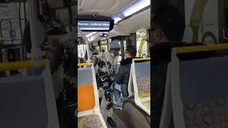 La Racaille Qui Cherche La Mer..