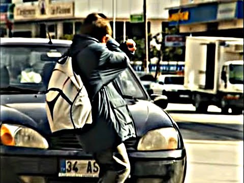 Arka Sokaklar - Tunç'a Araba Çarptı