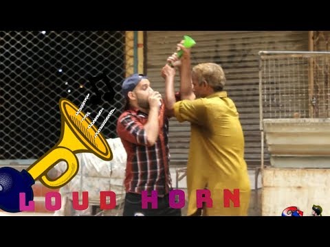 loud-horan-baja-prank!by-!hassan-raza!-in-#c4chichora-in-pakistan