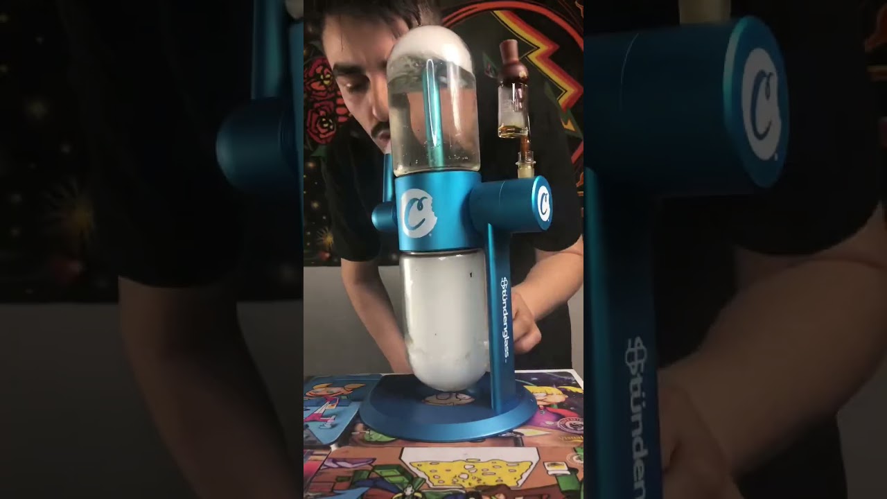 1 Gram dab out of the gravity bong 