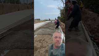 Straße betonieren #bau #handwerk #works #fypシ゚viral #shortvideo