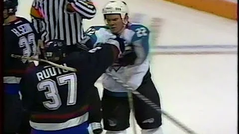 Scott Hannan vs Jarkko Ruutu Round 1 & 2